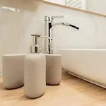 Como Home Residence