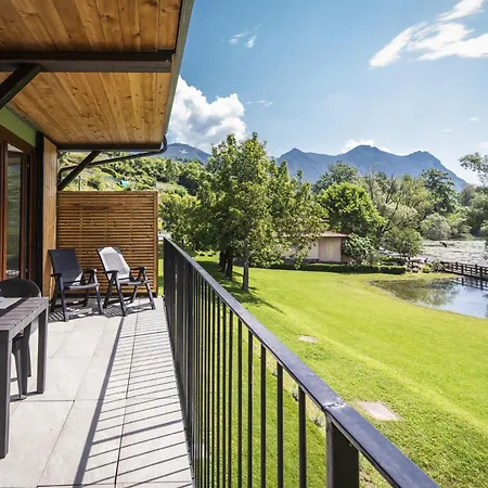 Como Home Residence Apartment Carlazzo