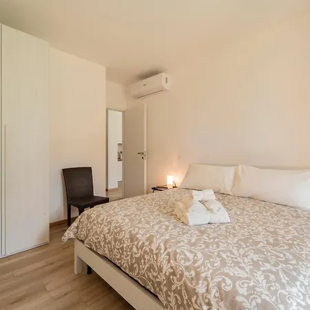 Como Home Residence Apartment *