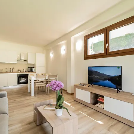 Como Home Residence Apartment Carlazzo