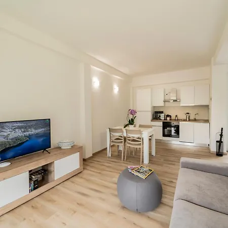 Apartment Como Home Residence