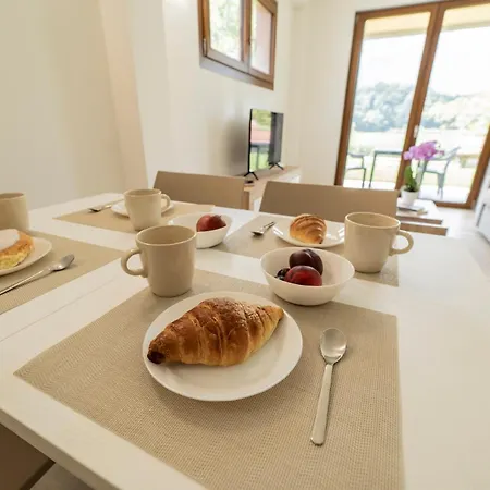 Como Home Residence Apartmán *